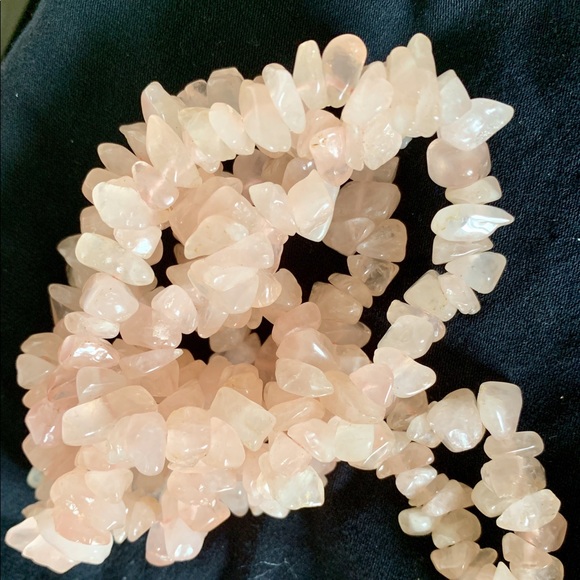 Rose Quartz Long Necklace - Picture 2 of 3